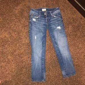 Above the ankle aéropostale distressed jeans